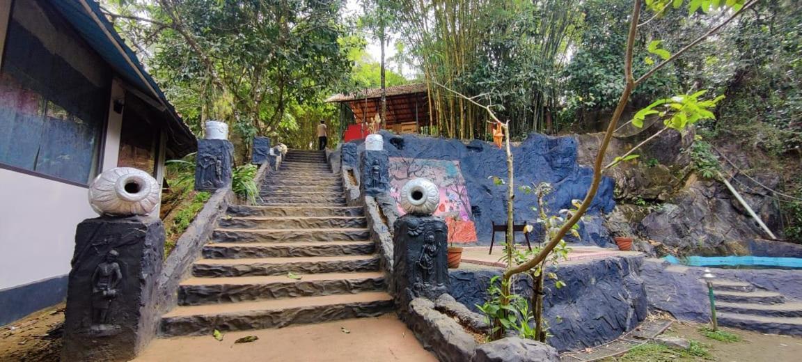 Clay Resort By Bestinn Leisure - Wayanad Padinjarathara Luaran gambar